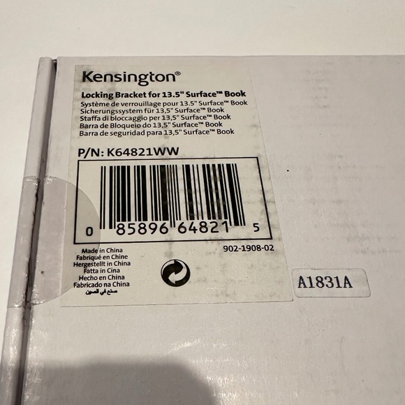 Kensington Locking Bracket for 13.5" Surface Book. New in box - Picture 6 of 6
